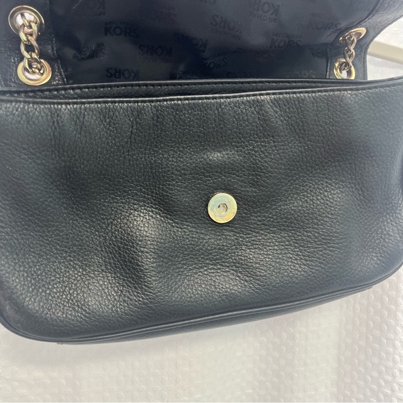 Michael Kors Black Leather Fulton Flap Shoulder Bag with Gold Chain - Picture 9 of 12
